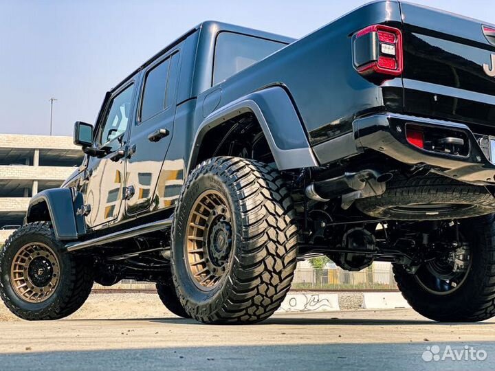 Диски Fuel Militia Bronze R17 5x127 Jeep Wrangler