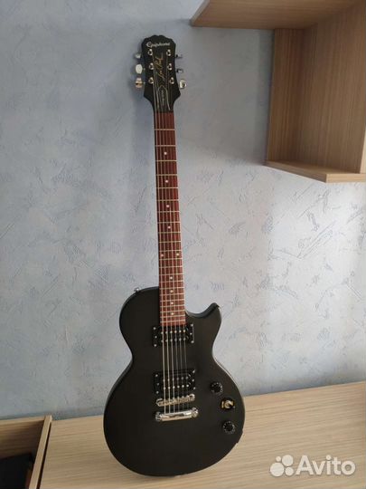 Электрогитара epiphone LesPaul кабельtrsjack Чехол