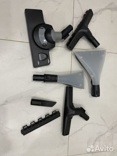 Моющий пылесос Bosch AquaWash&Clean. Serie 4