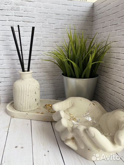 Кашпо руки-Давида