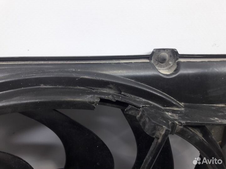 Диффузор радиатора Лада Гранта 2011