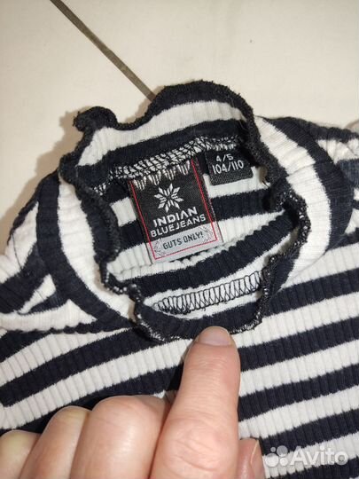 Джинсы и водолазка