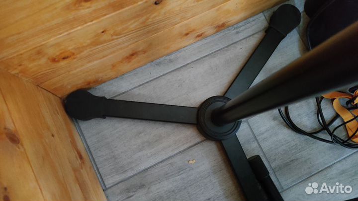 2 Колонки JBL lsr 308