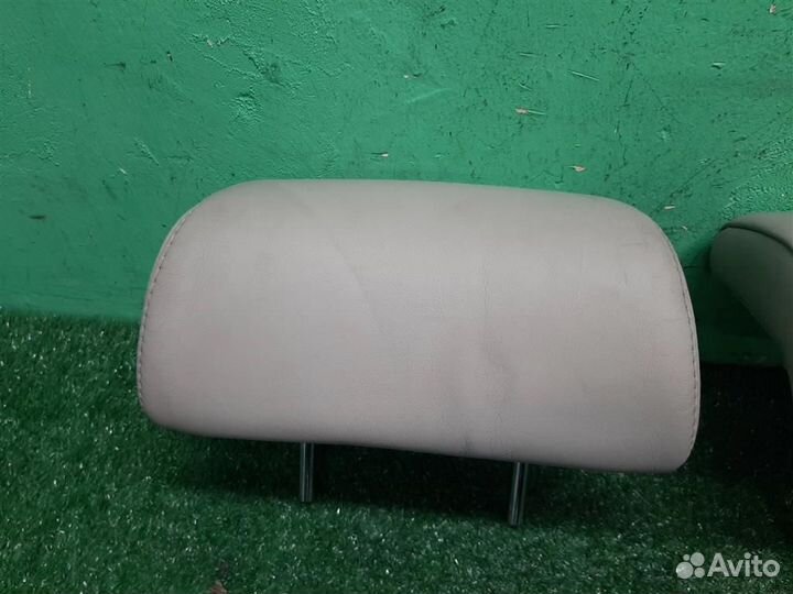 Подголовники задние Lexus RX300 (MCU35) 2004