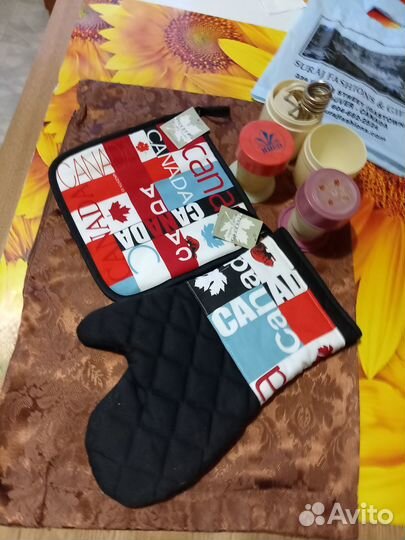 Комплект для кухни из Канады хозяйке в подарок