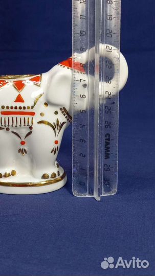 Статуэтка слон