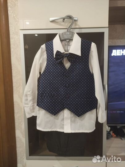 Костюм праздничный