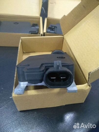 Блок управления вентилятором Ford