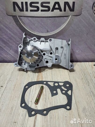 Помпа водяной насос Nissan terrano D10