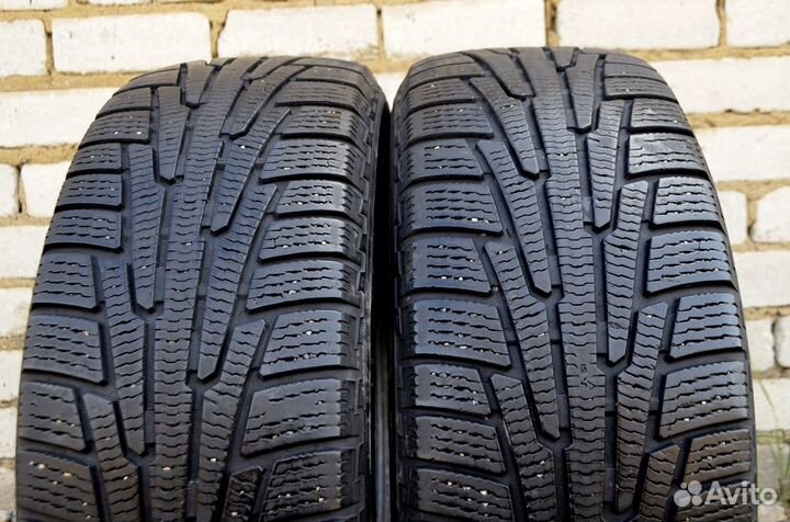 Nokian Tyres Hakkapeliitta R SUV 235/65 R17