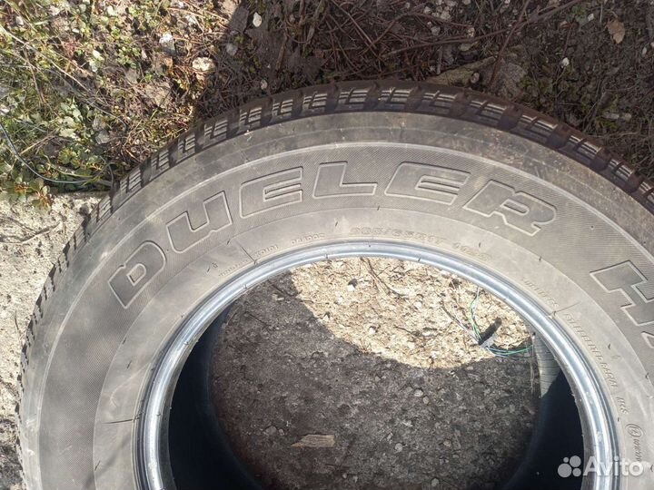 Bridgestone Dueler H/L 265/65 R17