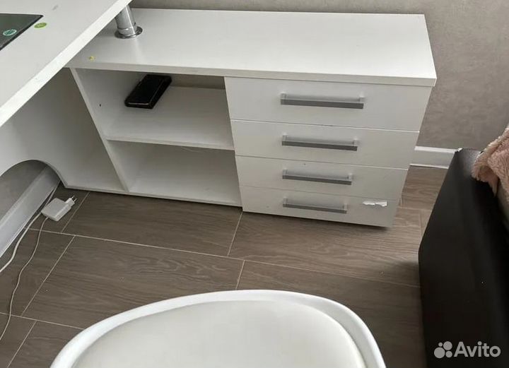 Стол компьютерный Алькор