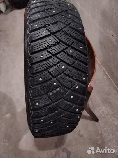 Goodyear UltraGrip 185/65 R15 88T