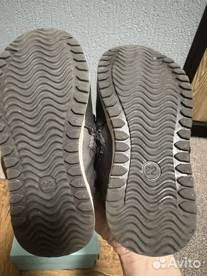 Ботинки демисезонные на мальчика 22 размер