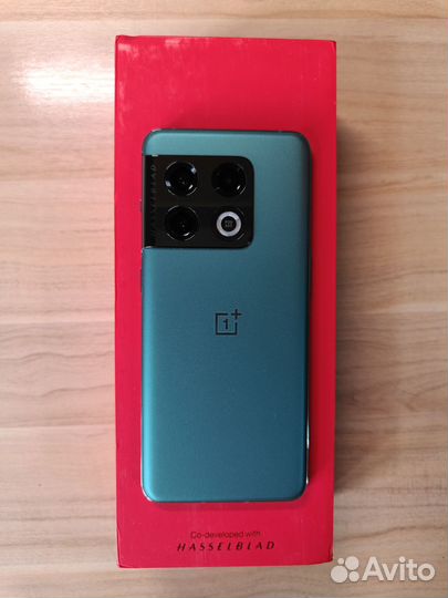 Смартфон OnePlus 10 Pro