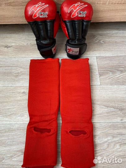 Боксерские перчатки 12 oz кожа