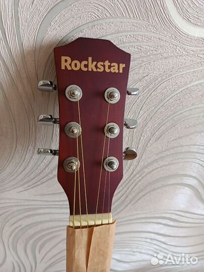 Новая электроакустическая гитара