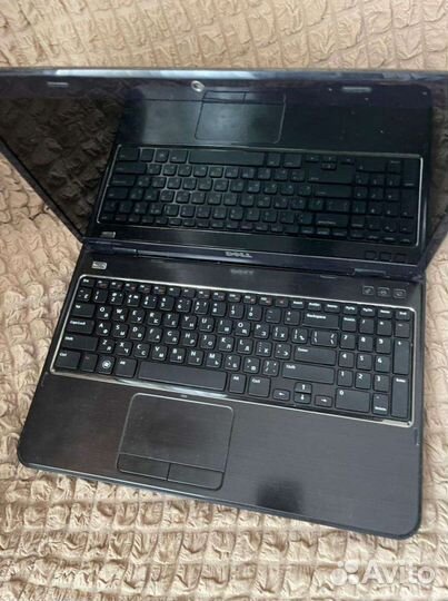 Dell 5110, core I5 2430m 2.3ghz x4/6gb ram /500gb