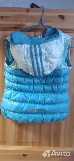 Безрукавка для девочки