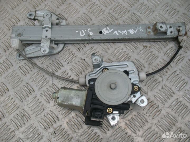 Стеклоподъемник прав задний эл. Nissan X-Trail T30