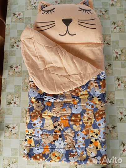 Продаётся спальный мешок подростковый с подушкой