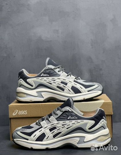 Кроссовки для тренировок в зале