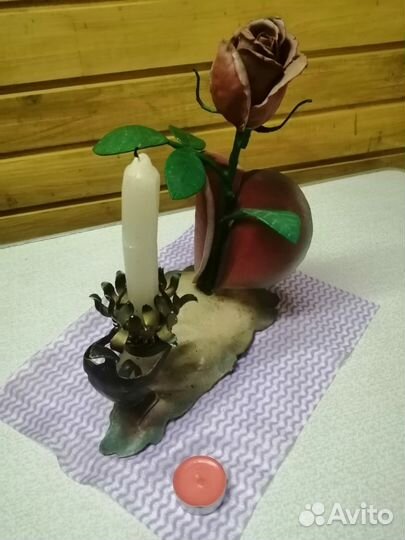 Подсвечник