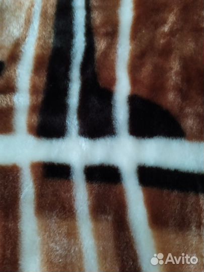 Плед-покрывало 225 х 200 новый в подароч упаковке