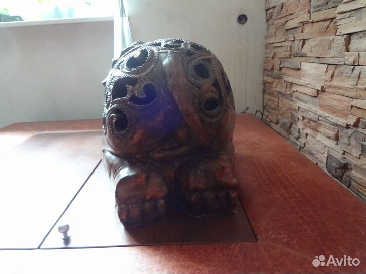 Большой слон-табуретка