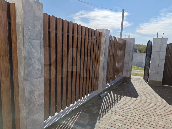 Дом 162 м² на участке 2,5 сот.