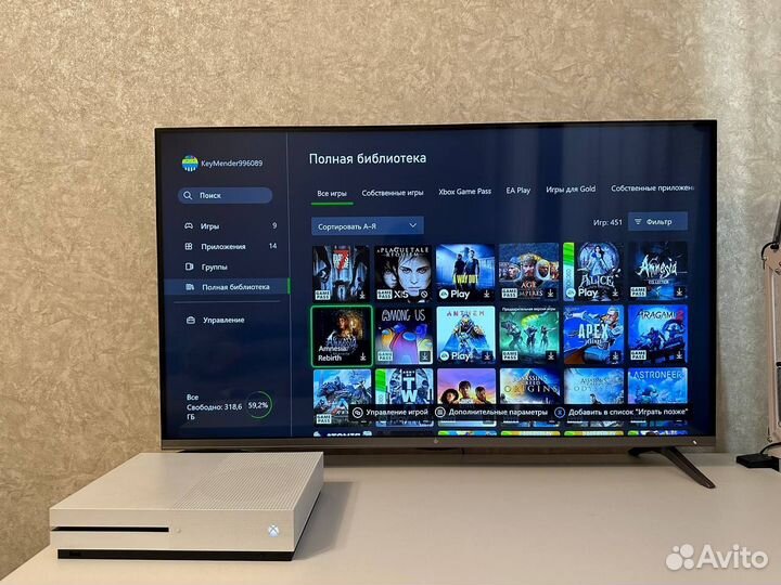 Xbox One S 1 TB+2 джостика+450 топ игр
