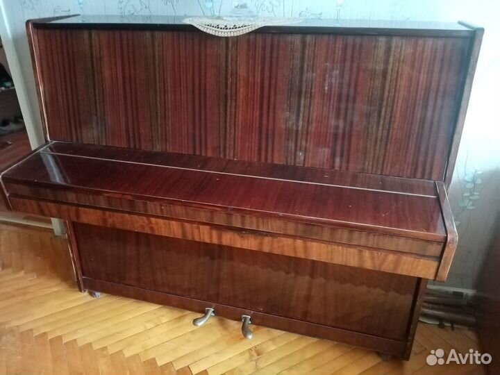Пианино Десна