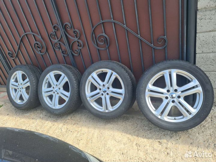 Hankook Ventus V12 Evo2 K120 235/50 R18