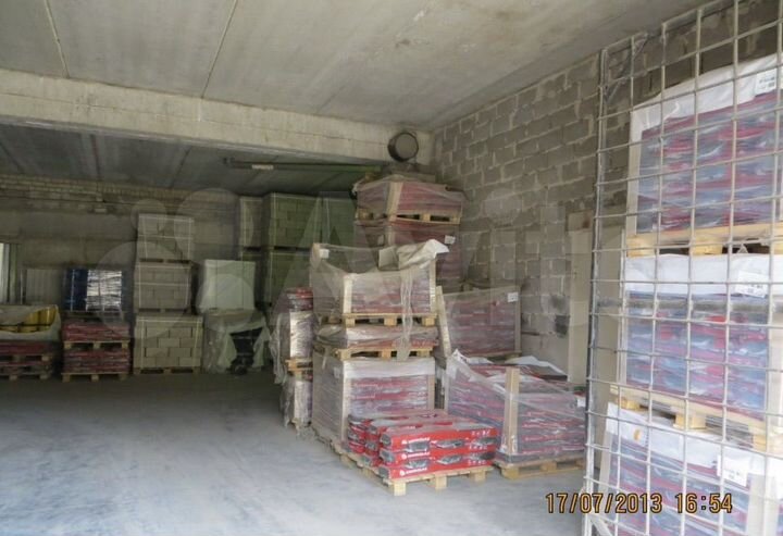 Склад, 373 м²