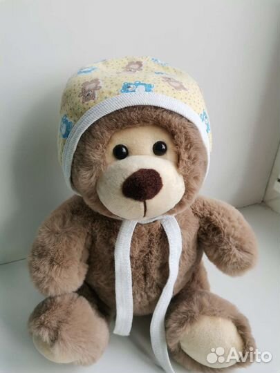 Чепчик для новорожденного