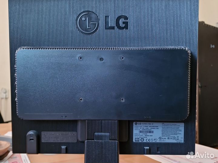 Монитор LG flatron