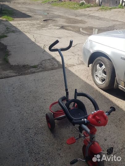 Трех колесный велосипед детский с ручкой