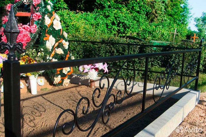 Уборка окраска на кладбище