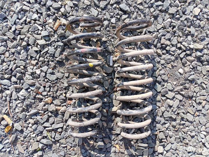 Пружины задние