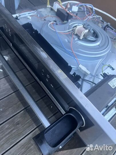 Electrolux EOB 98751 AX Духовой Шкаф, на запчасти