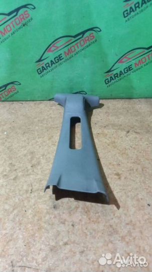 Обшивка стойки центральная лева Nissan Primera P11