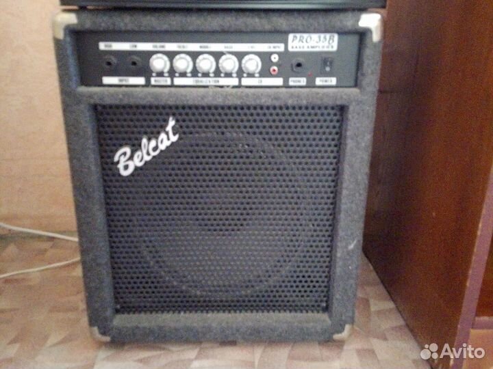 Комбоусилитель для бас гитары