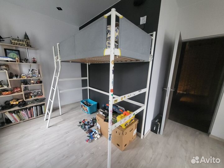 Детская двухярусная кровать IKEA