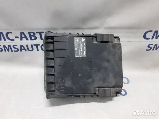 Крышка блока предохранителей Volkswagen Tiguan