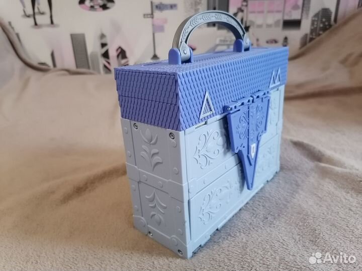 Замок Эльзы и Анны (Холодное сердце)