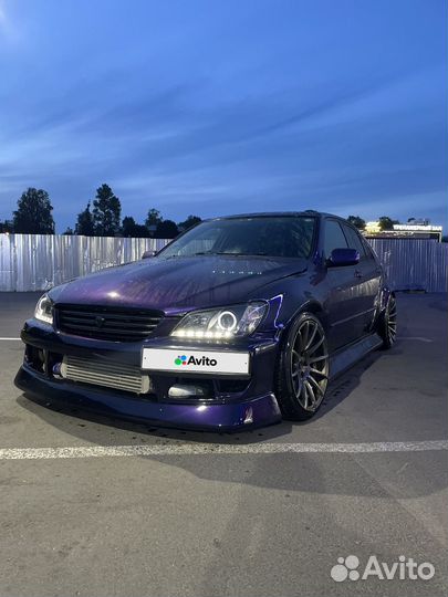 Toyota Altezza 2.0 МТ, 2001, 301 000 км