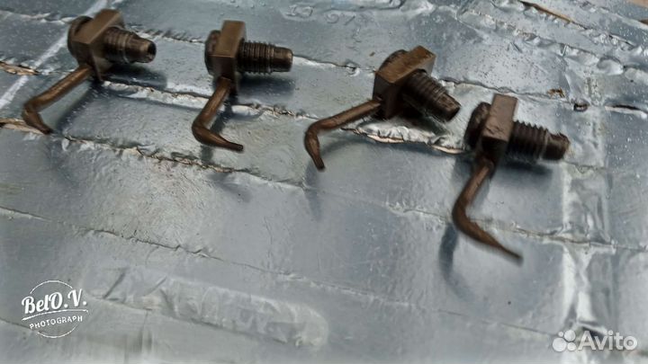 Масляная форсунка блока 1.4 TSI Ауди Фольксваген