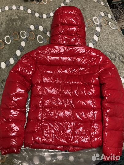 Пуховик moncler новый.Оригинал р 42