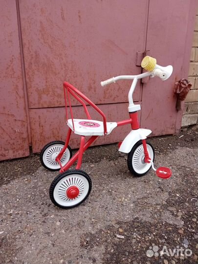Детский трехколесный велосипед