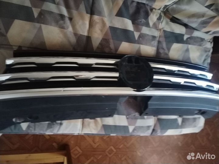 Решетка радиатора tiguan 2